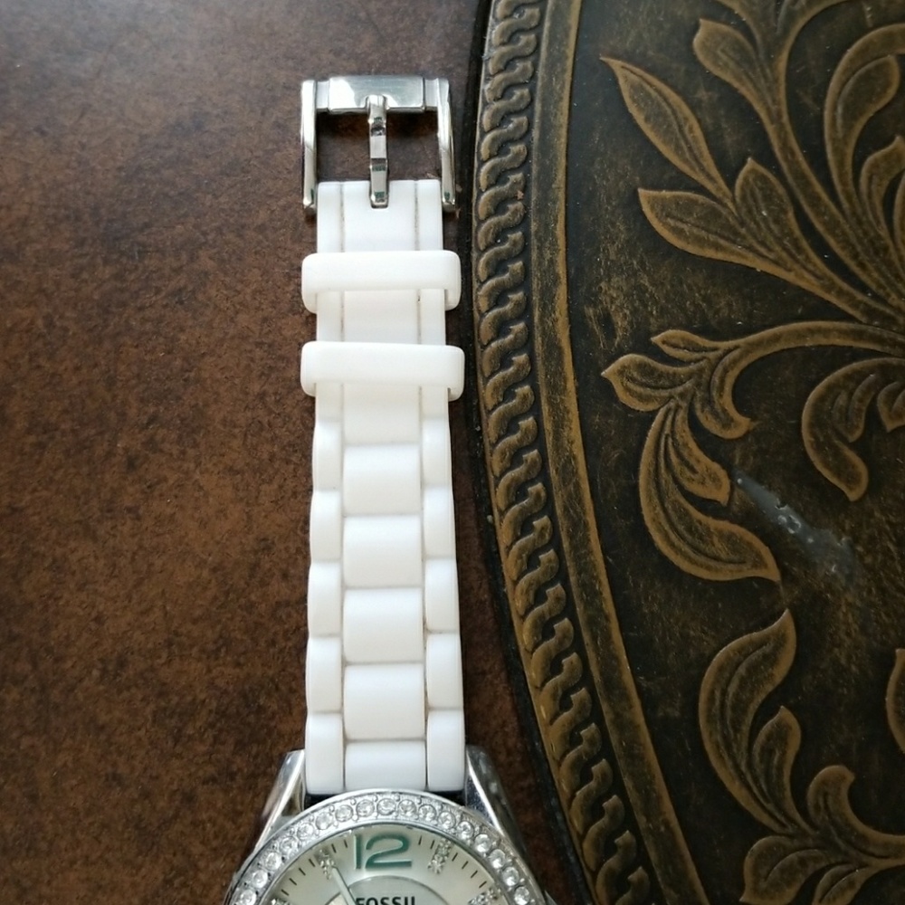Fossil Watch - Picture 3 of 4